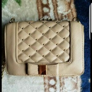 Crossbody purse